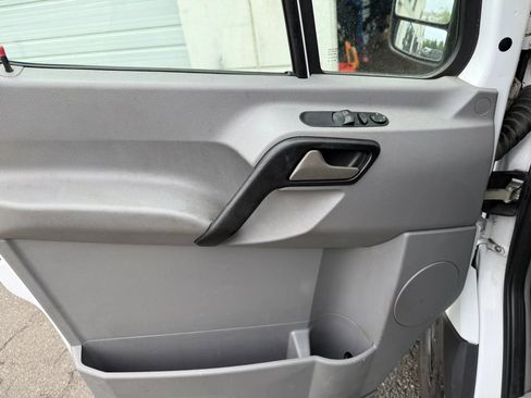 Used 2012 Mercedes-Benz Sprinter 2500 w/ Additional Battery Pkg image 25