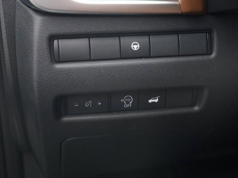 New 2026 Nissan Rogue Platinum w/ Platinum Premium Package image 13