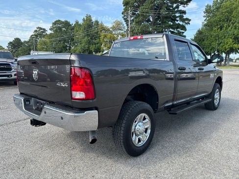 Used 2017 RAM 2500 Tradesman w/ Chrome Appearance Group AWD/4WD image 5