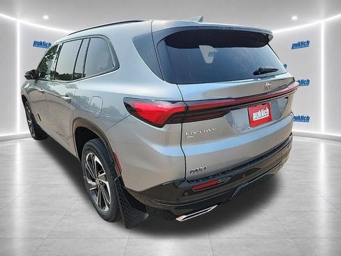 Certified 2025 Buick Enclave Sport Touring w/ Power Package AWD/4WD image 3