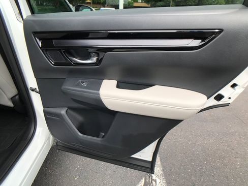 Used 2025 Honda CR-V EX-L image 30