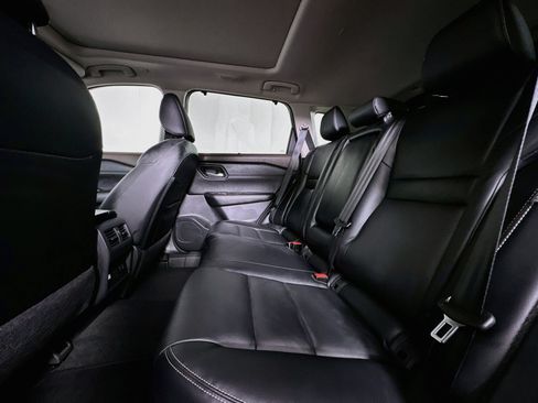 Used 2023 Nissan Rogue SL w/ SL Premium Package FWD image 29