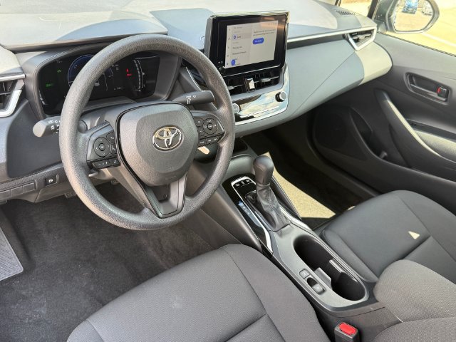 Used 2026 Toyota Corolla LE FWD image 8