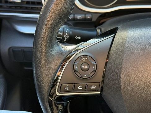 Used 2018 Mitsubishi Eclipse Cross SE image 19