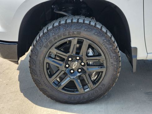 New 2025 Chevrolet Silverado 1500 Custom Trail Boss AWD/4WD image 10