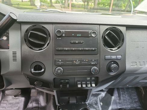 Used 2015 Ford F250 XL RWD image 18