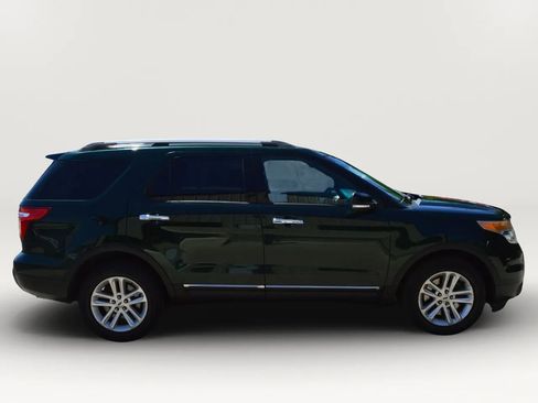 Used 2013 Ford Explorer XLT FWD image 11