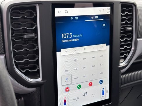 Used 2025 Ford Ranger XL image 4