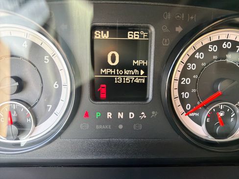 Used 2017 RAM 1500 Express AWD/4WD image 17
