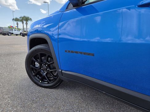 New 2026 Jeep Compass Latitude AWD/4WD image 11