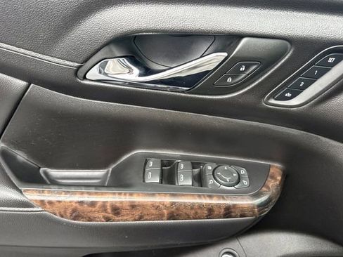 Used 2023 GMC Acadia Denali FWD image 13