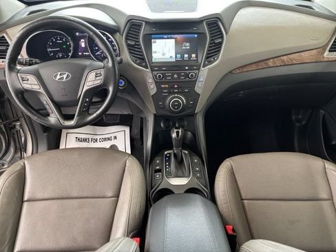 Used 2018 Hyundai Santa Fe Sport w/ 2.0T Ultimate Tech Package 05 AWD/4WD image 12