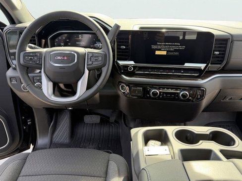 Used 2026 GMC Sierra 1500 SLE w/ Preferred Package AWD/4WD image 2