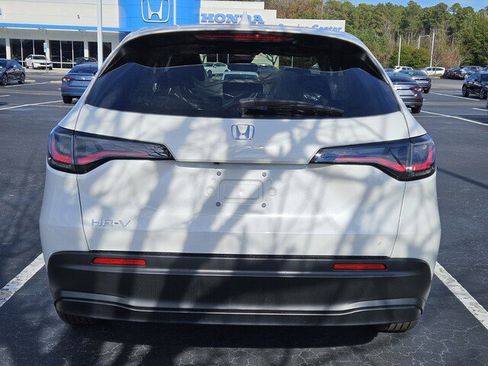 New 2026 Honda HR-V LX image 6