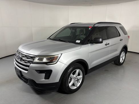 Used 2018 Ford Explorer FWD image 4