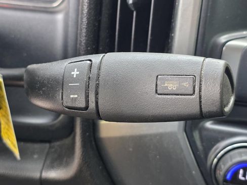 Used 2018 Chevrolet Silverado 1500 LT w/ All Star Edition RWD image 24