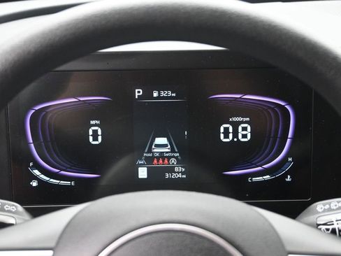 Used 2025 Kia Sportage LX AWD/4WD image 13