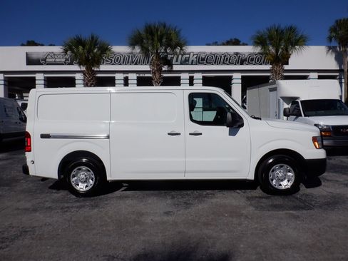Used 2021 Nissan NV 1500 SV image 1