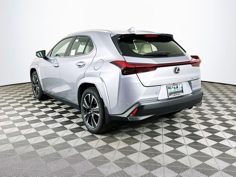 New 2025 Lexus UX 300h AWD image 5
