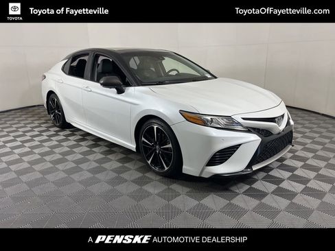Used 2018 Toyota Camry XSE w/ Driver Assist Package image 15