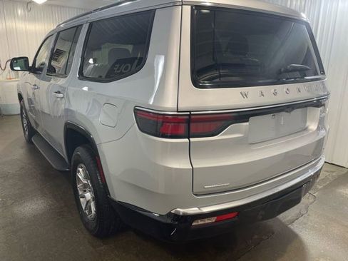 Used 2022 Jeep Wagoneer Series I image 5