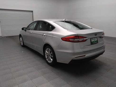 Used 2019 Ford Fusion SE image 5