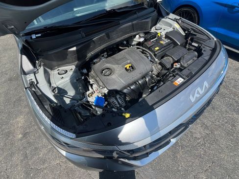 Used 2025 Kia Seltos S image 29