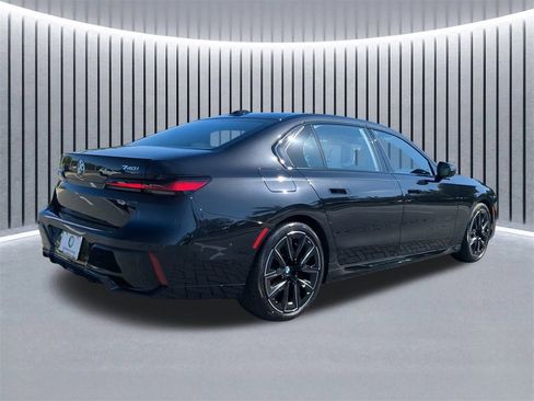 Certified 2024 BMW 740i image 5