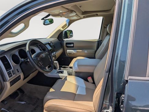 Used 2008 Toyota Sequoia Limited RWD image 16