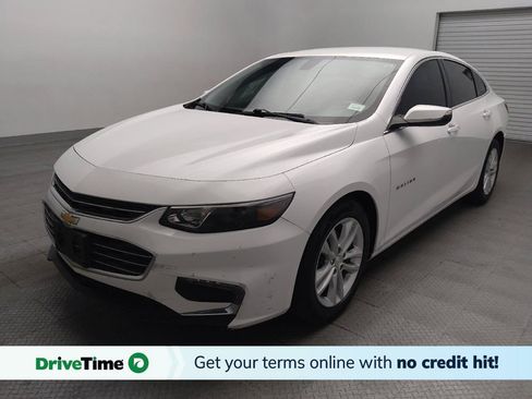 Used 2018 Chevrolet Malibu LT FWD image 1