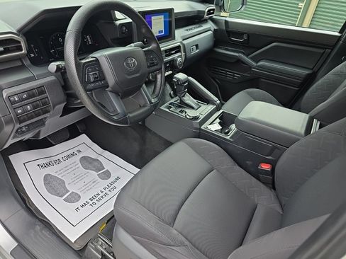 Certified 2025 Toyota Tacoma SR AWD/4WD image 11
