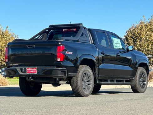 New 2025 Chevrolet Colorado Z71 w/ Midnight Edition image 4