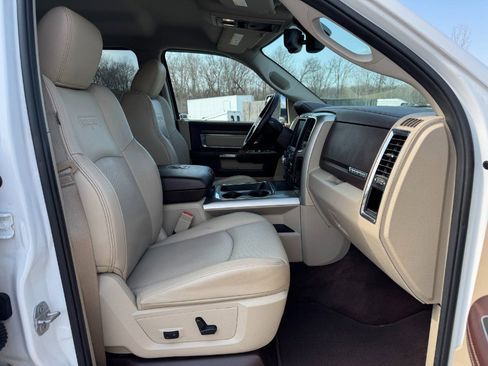 Used 2016 RAM 1500 Laramie image 18