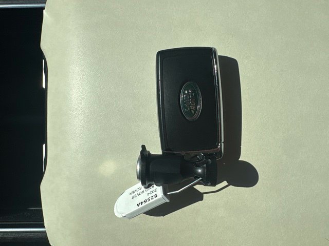 Used 2024 Land Rover Range Rover Long Wheelbase SE AWD/4WD image 63