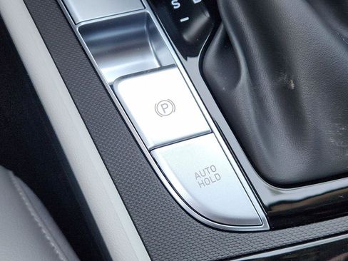 New 2026 Hyundai Elantra Limited image 20