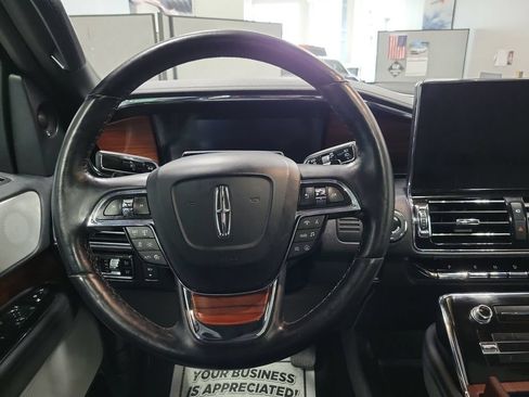 Used 2024 Lincoln Navigator L Reserve AWD/4WD image 33