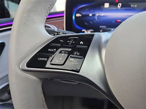 Certified 2023 Mercedes-Benz EQE 500 4MATIC SUV image 18