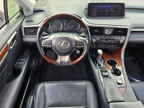Used 2019 Lexus RX 350L 350L w/ Premium Package image 12