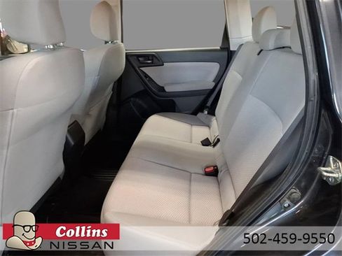 Used 2014 Subaru Forester 2.5i image 9