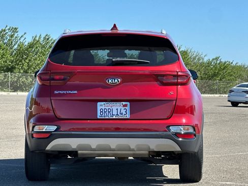 Used 2020 Kia Sportage S FWD image 4