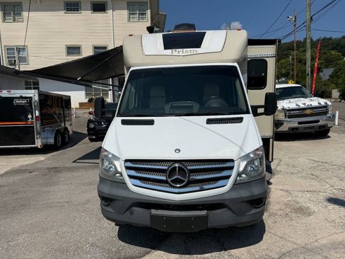 Used 2015 Mercedes-Benz Sprinter 3500 image 18