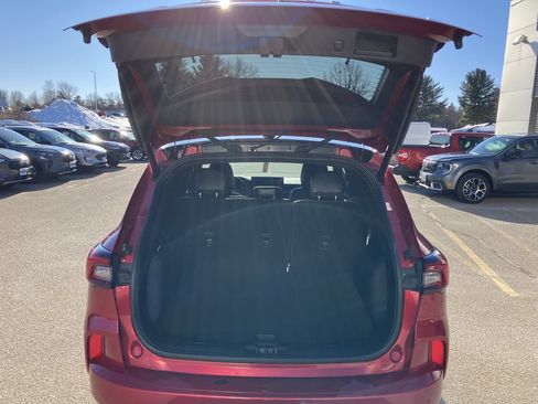 Used 2024 Ford Escape ST-Line w/ Tech Pack #1 AWD/4WD image 17
