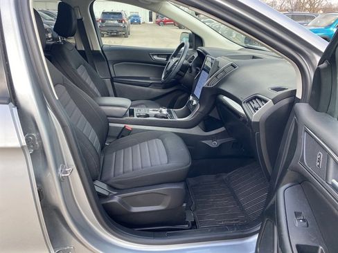 Used 2023 Ford Edge SE AWD/4WD image 5