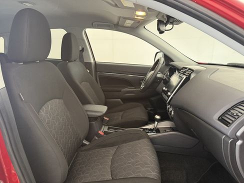 Used 2025 Mitsubishi Outlander Sport LE AWD/4WD image 10