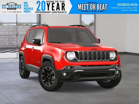 New 2023 Jeep Renegade Latitude w/ Sun/Sound Group image 10