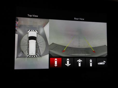 Used 2023 Jeep Wagoneer Series II w/ Convenience Group I image 32