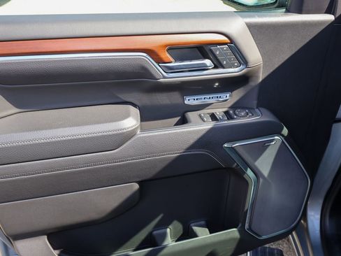 Used 2023 GMC Sierra 1500 Denali w/ Denali Reserve Package image 10