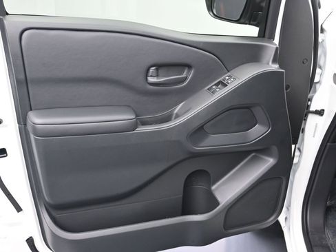 New 2026 Nissan Frontier S w/ Tow Package image 19