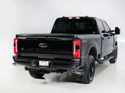 Used 2024 Ford F250 Lariat w/ Black Appearance Package AWD/4WD image 2