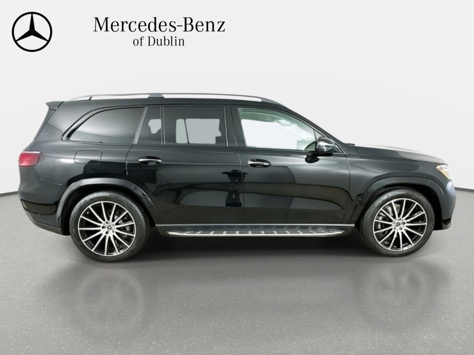 Used 2026 Mercedes-Benz GLS 450 4MATIC image 4